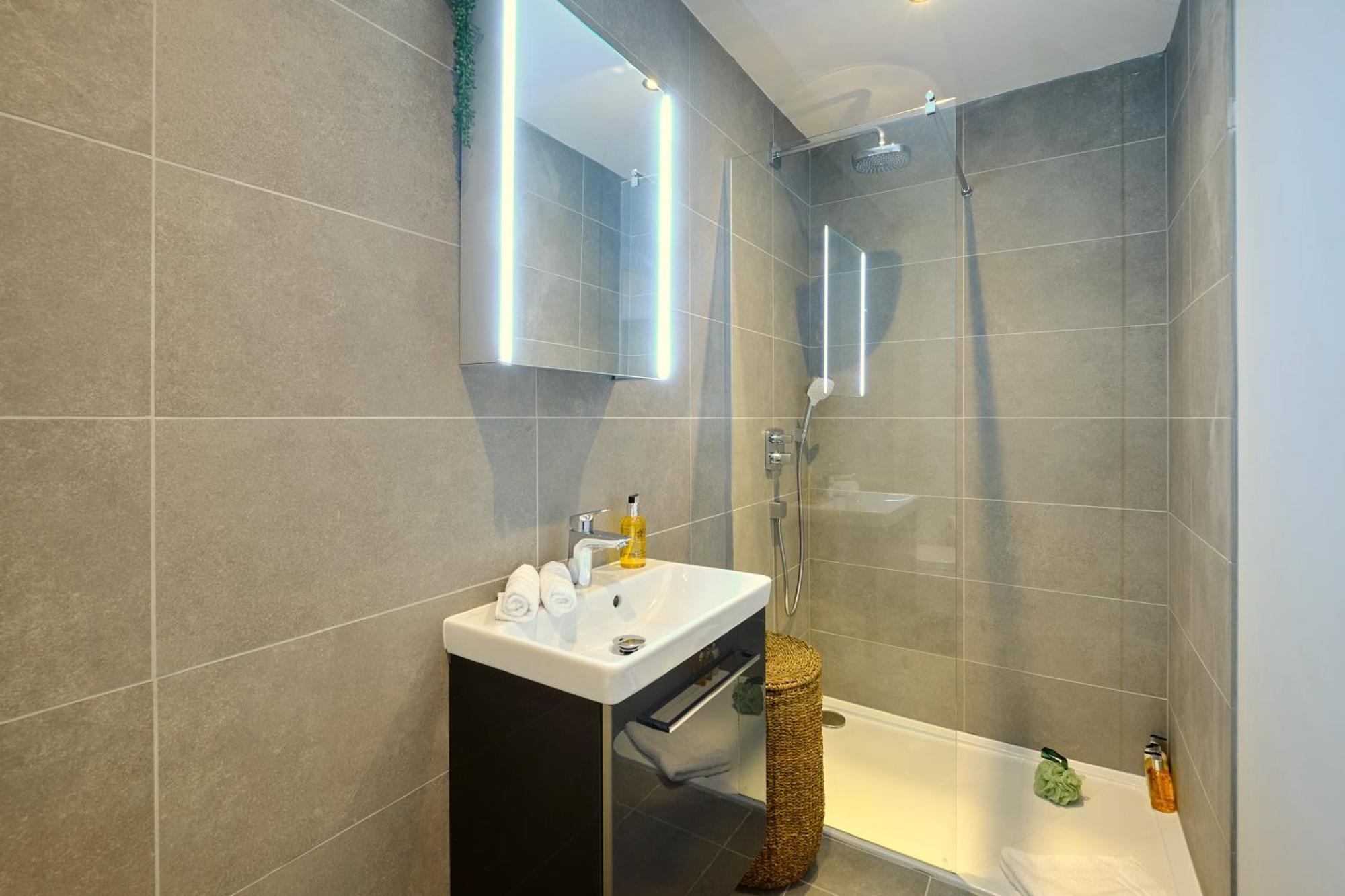 Lambert House Apartment Harrogate Bagian luar foto