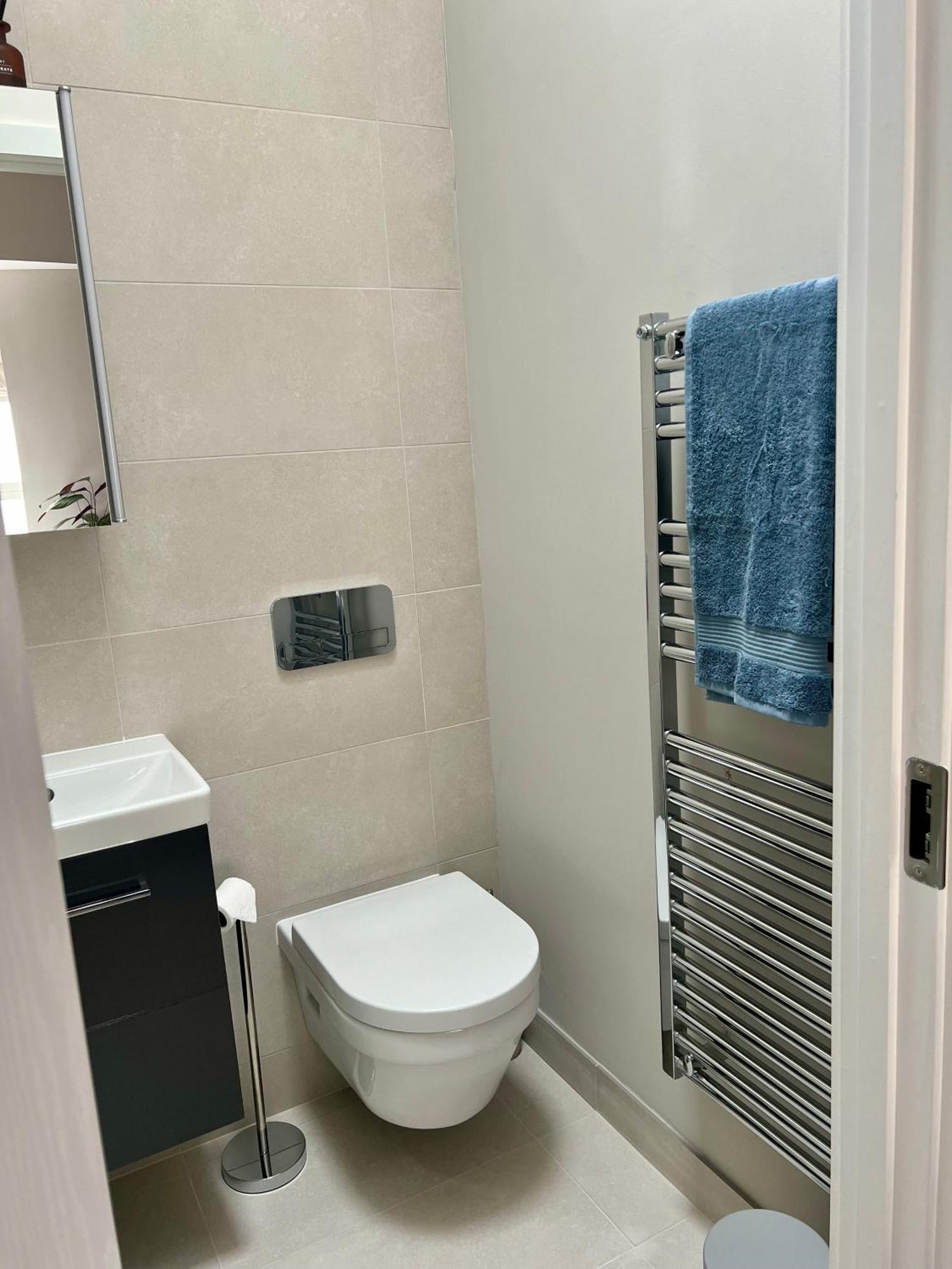 Lambert House Apartment Harrogate Bagian luar foto
